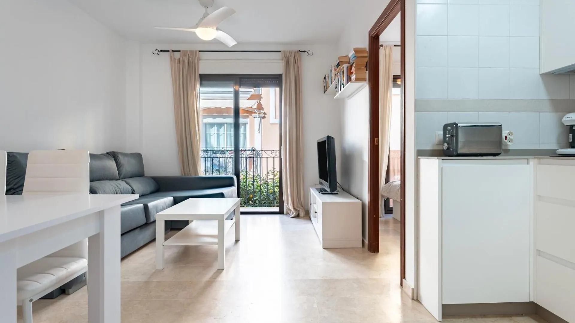 Town Apartment In Fuengirola Centre
