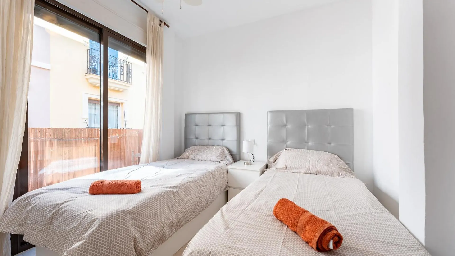 Town Apartment In Fuengirola Centre 0*,